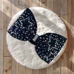 Tailless Bow Schleife -  schwarz Sterne - Strass